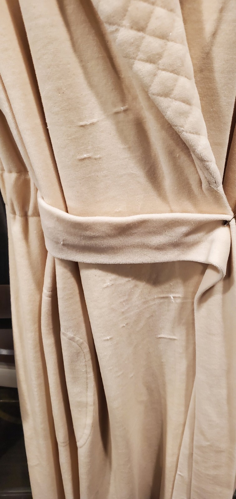 Diamond Tea Vintage Full Wrap Long Creme Gown Medium Gem