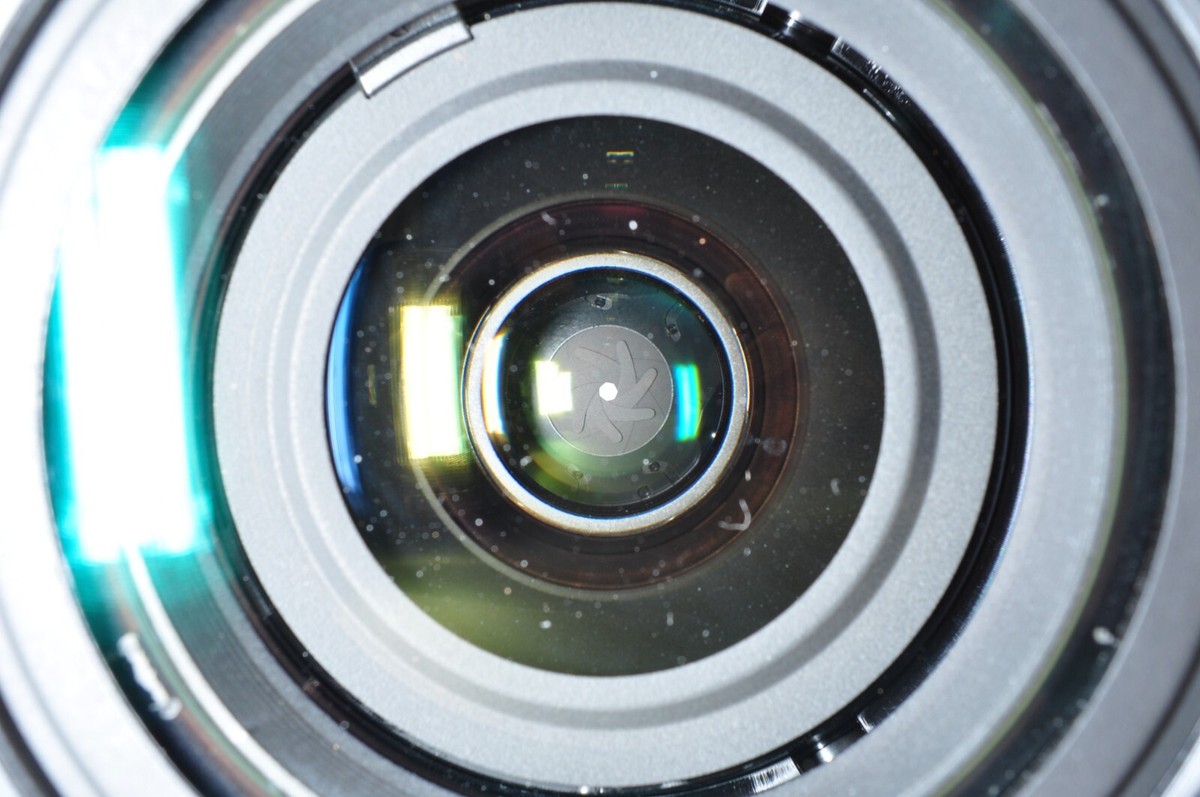 Nikon AF-S NIKKOR 24-85mm F/3.5-4.5G ED VR Lens From Japan Nikon AF-S NIKKOR 24-85mm F/3.5-4.5G ED VR Lens From Japan