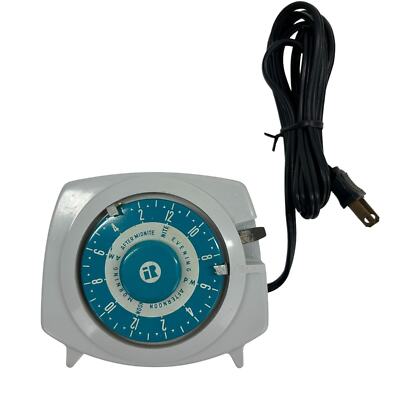Vintage Intermatic Time All Timer A221-4 Gray & Teal Lamps & Appliances Prop