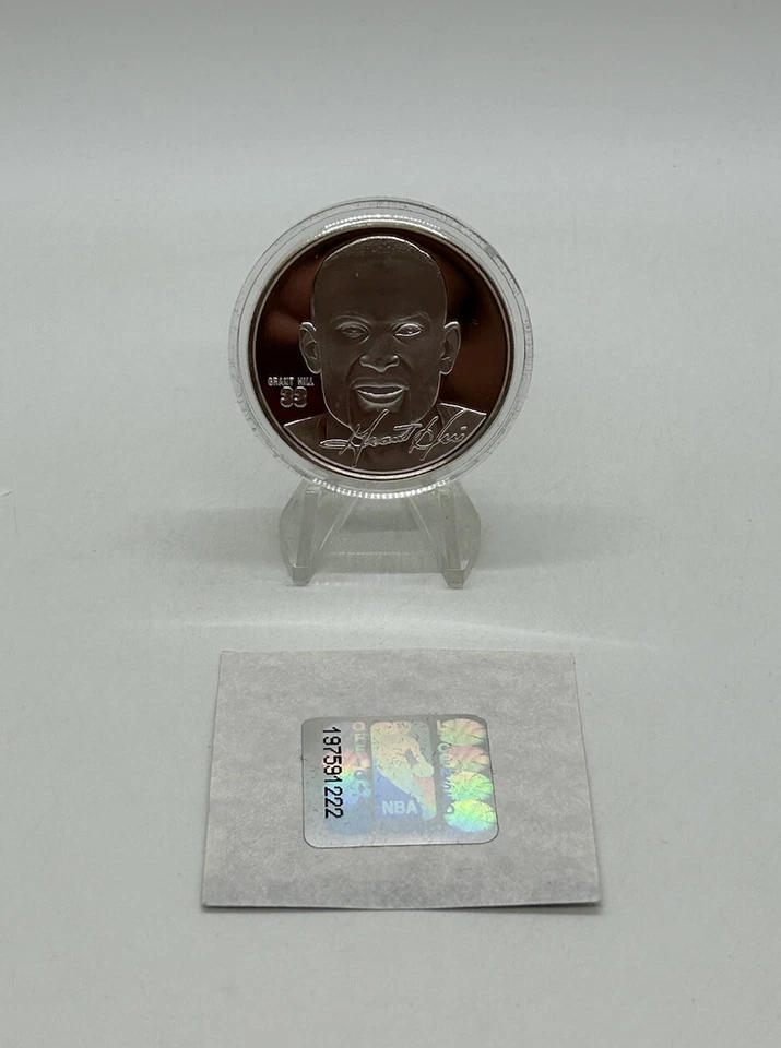 Grant Hill Detroit Pistons NBA One Troy Ounce .999 Fine Silver Medallion - Image 2 of 4