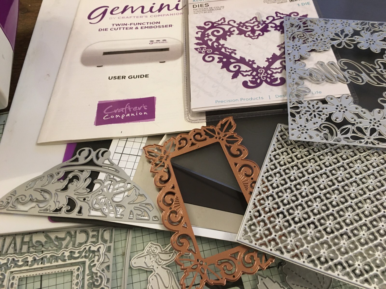 Gemini Electric Die cutting machine with over 100 dies ref 4! eBay