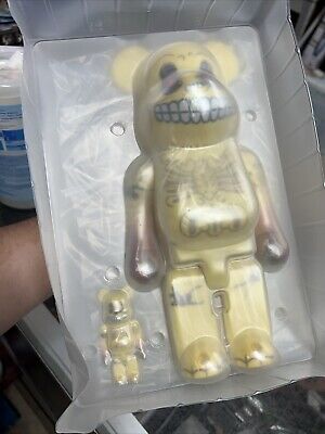 Skull Face Mad Balls 100 400 Bearbrick Set by MEDICOM Toy Skull Face Mad Balls 100 400 Bearbrick Set by MEDICOM Toy