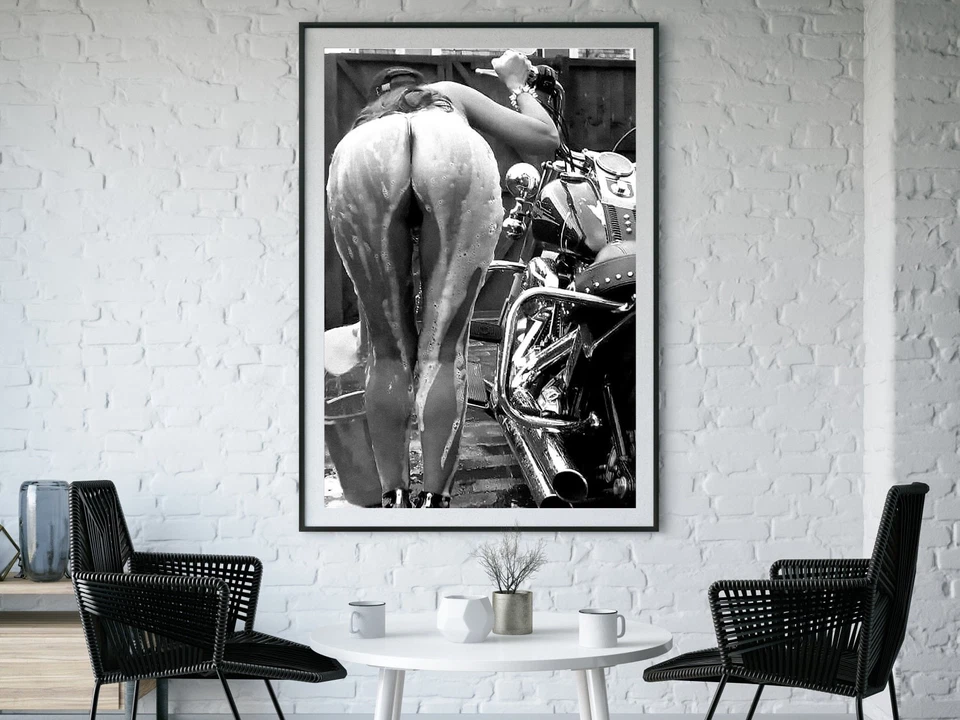 Póster Mujer Blanco y Negro - Arte de Pared Feminista Motocicleta, Decoración Hypebeast Foto 4 de 4