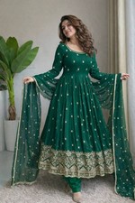 Trending Designer Chinnon Silk Salwar Kameez With Dupatta For Wedding Wear