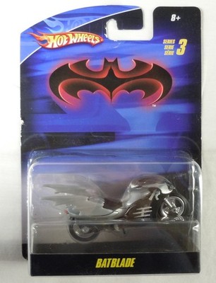 Hot Wheels Batman Robin BatBlade Series 3 Diecast 1/50 Batcycle