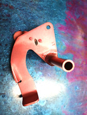 SERVICEABLE PIPER LATCH