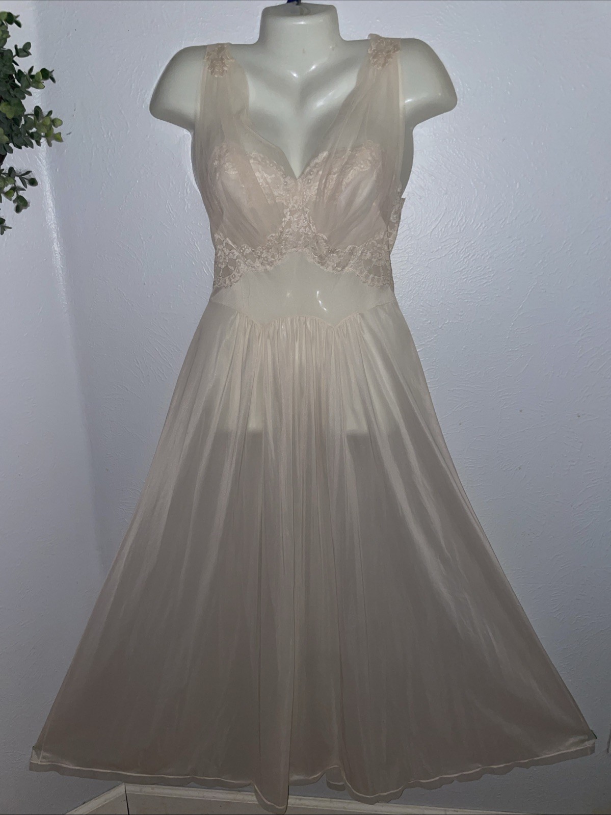 Picture 1 of 22