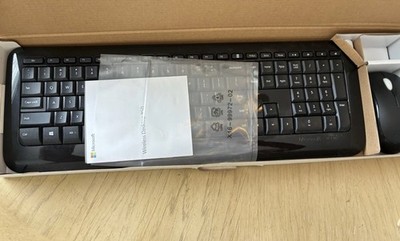 Microsoft Desktop 850 Full-size Wireless Keyboard Mouse USB Bundle Black