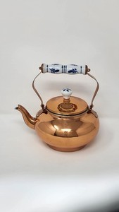 Vintage Copper Tea Kettle with Ceramic Blue White Delft-Style Handle and Knob 