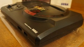 Sega Mega Drive | HAA-2510 | Original Box & Packaging | Clean & Tested