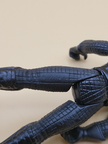 Star Wars Darth Vader Action Figure 1995 Kenner The Power Of The Force 4.25" - Picture 12 of 16