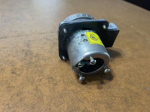 Hubbell 231A Twist Lock Marine Boat Shore Power Inlet (125V, 30A) - Picture 2 of 6