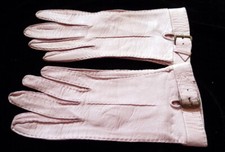 Vintage 1950s Size 7 Pink Leather Wrist Length Gloves UNUSED