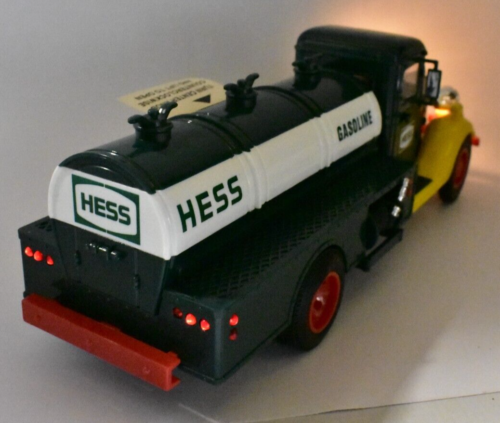 First Hess Toy Truck Bank 1985 coleccionable con caja - Imagen 9 de 14