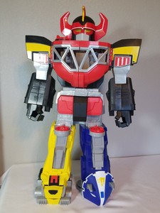 mmpr megazord toy