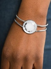 Paparazzi Bracelet - Shimmer Bracelet