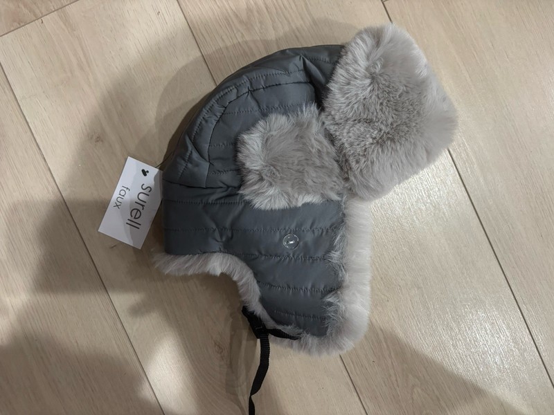 Surell Faux Fur Trooper Hat Gray Trapper Style 1018 NWT Winter Warm
