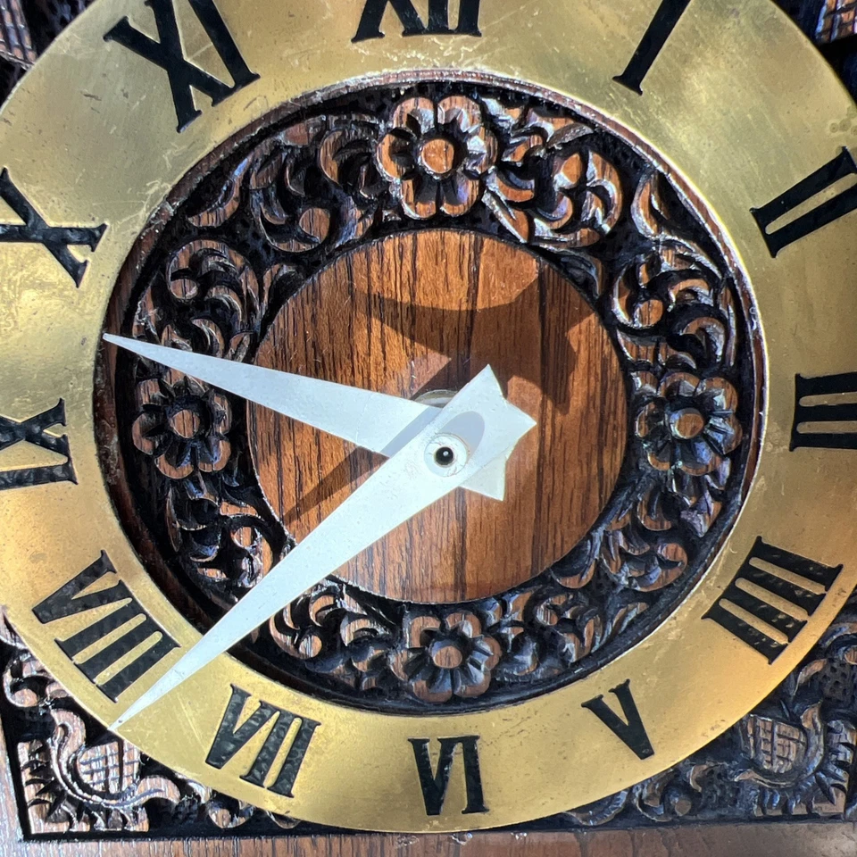 Hand Carved Thai Teak Mantel Clock Suriya MCM Japan Movement Scandanavian MCM - Image 4 of 4