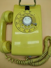 Wall Mount Bell System Harvest Gold Yellow Telephone Rotary Dial Vintage GREAT