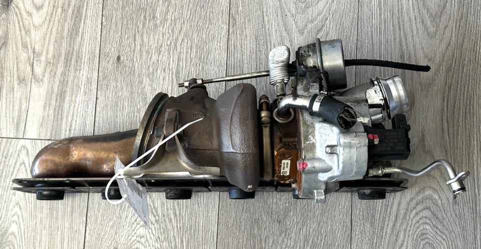 BMW 740i 2013 2014 2015 turbocompresor, 11657583908, 7583908, original OEM Foto 3 de 4