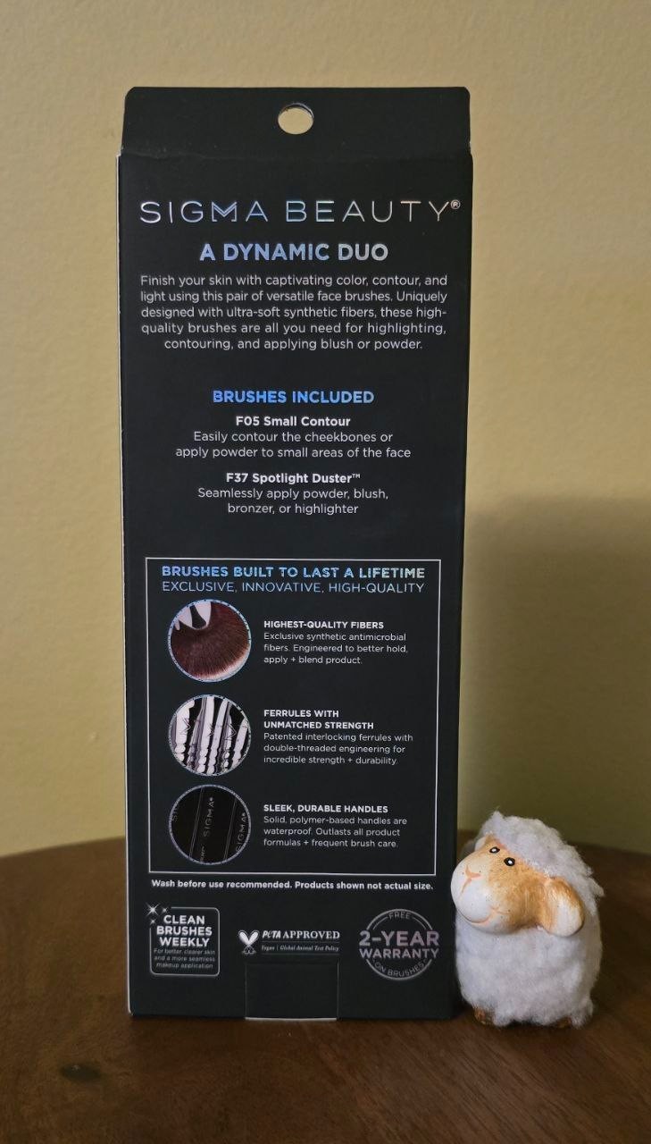 Sigma Beauty Sculpt + Glow Makeup Brush Duo including F05 & F37 brushes with Box