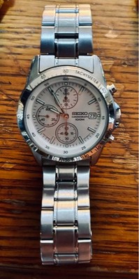 Imported From Overseas: Rare SEIKO Chronograph 100 Quartz Watch Silver