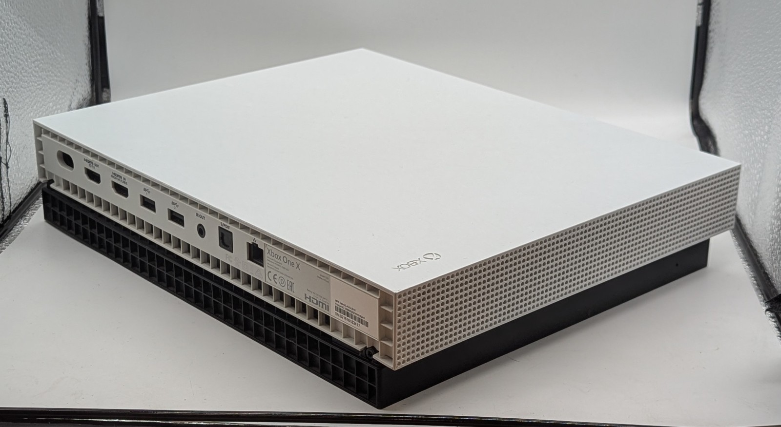 Microsoft Xbox One X 1TB White Console Model 1787 + Wireless Controller Venom image 5