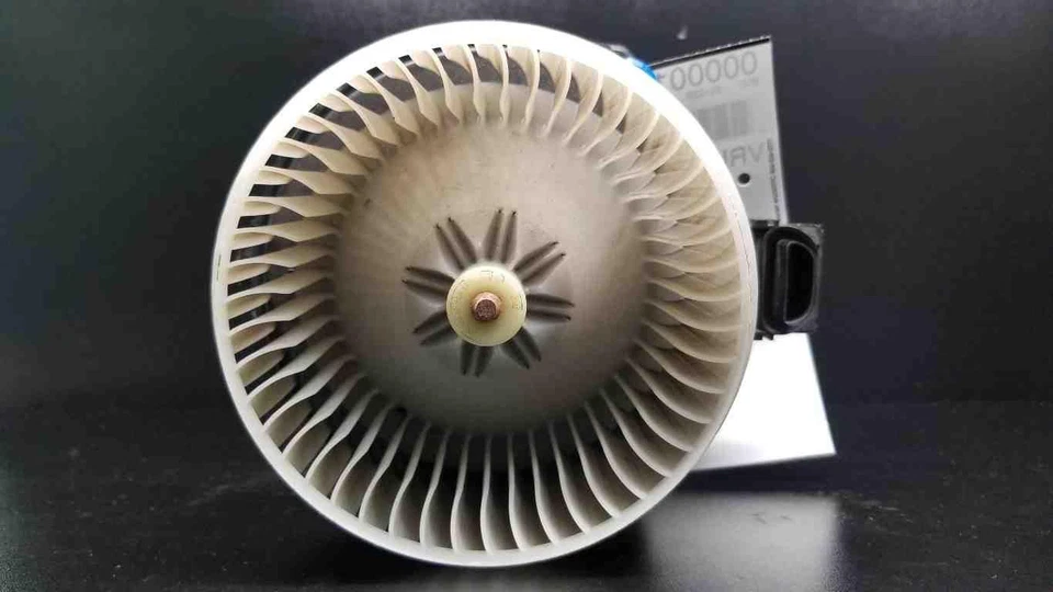 ✅ 2012 TOYOTA COROLLA ДВИГАТЕЛЬ ВЕНТИЛЯТОРА OEM - Изображение 3 из 4