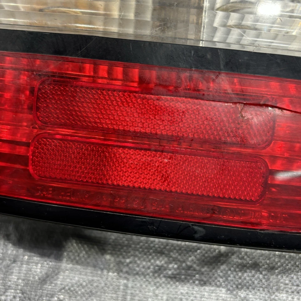 Luz trasera de cuarto derecho Daewoo 1997-2002 parte 96206581 Foto 2 de 4