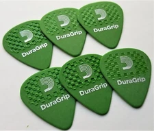 D'Addario Planet Waves DuraGrip,a1  D'Addario 6 Picks .85mm 