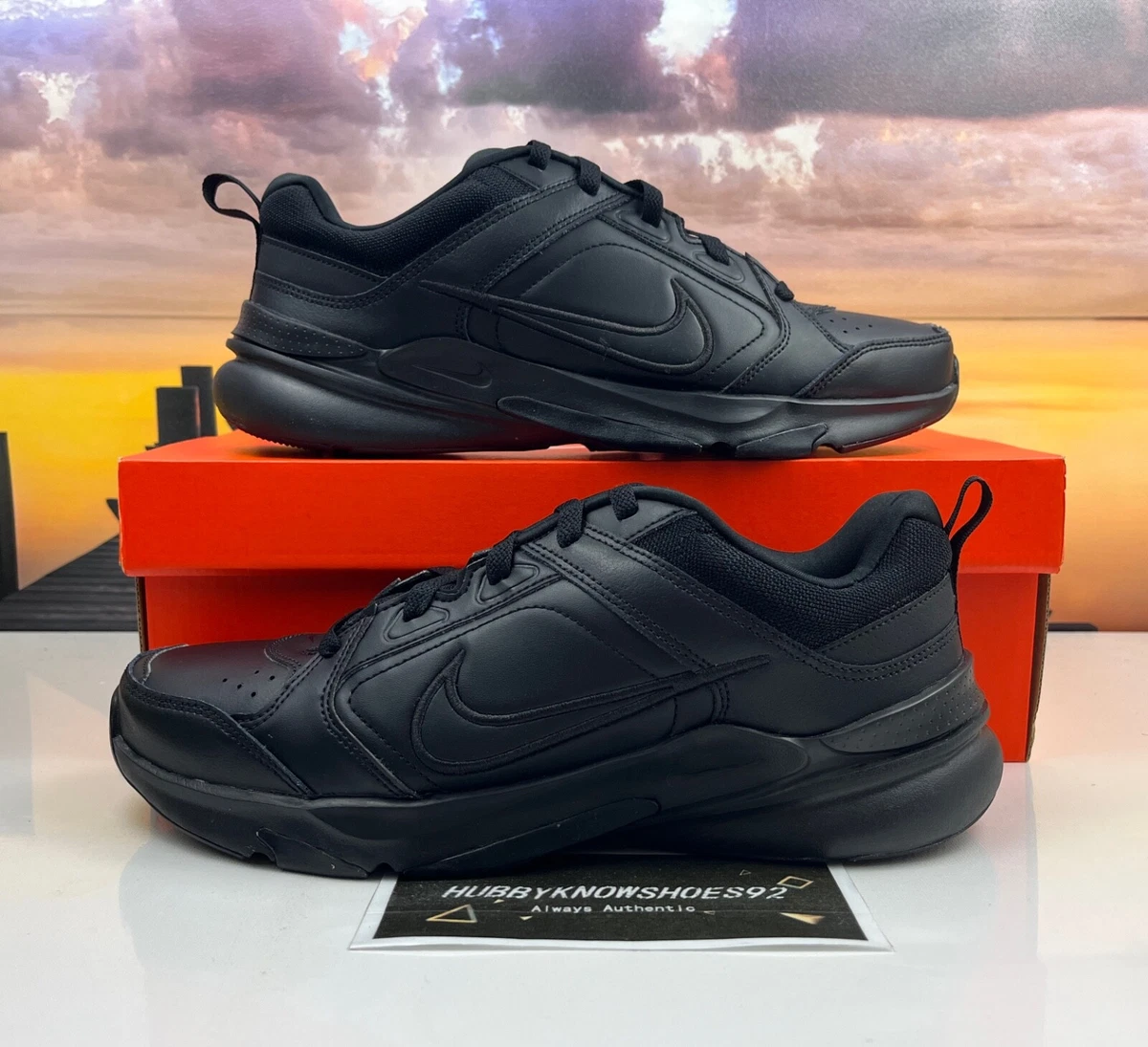 good nike shoes for walking all day