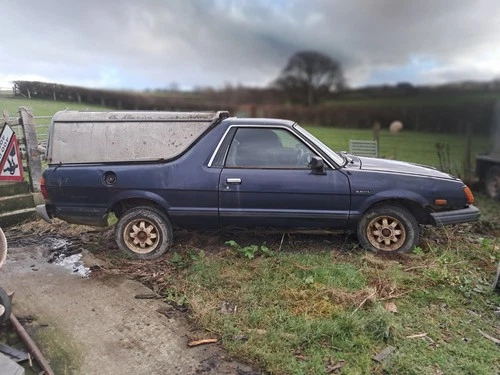 Subaru 1800 4WD Petrol MV pick up for Restoration - Picture 2 of 8