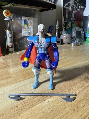 Toy Biz CENTURY  5" Action Figure Marvel Action Hour Iron Man With Accessories