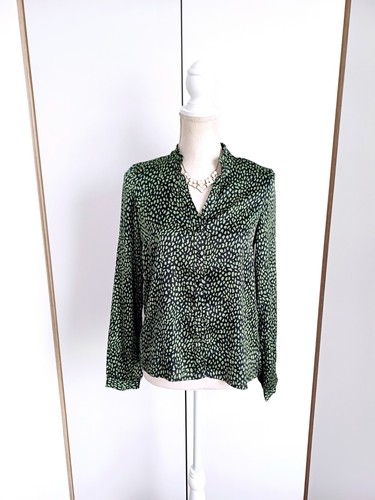 🍀 Schwarz-grün Gemusterte Satin Bluse 😍 V-Ausschnitt Knöpfe Business...