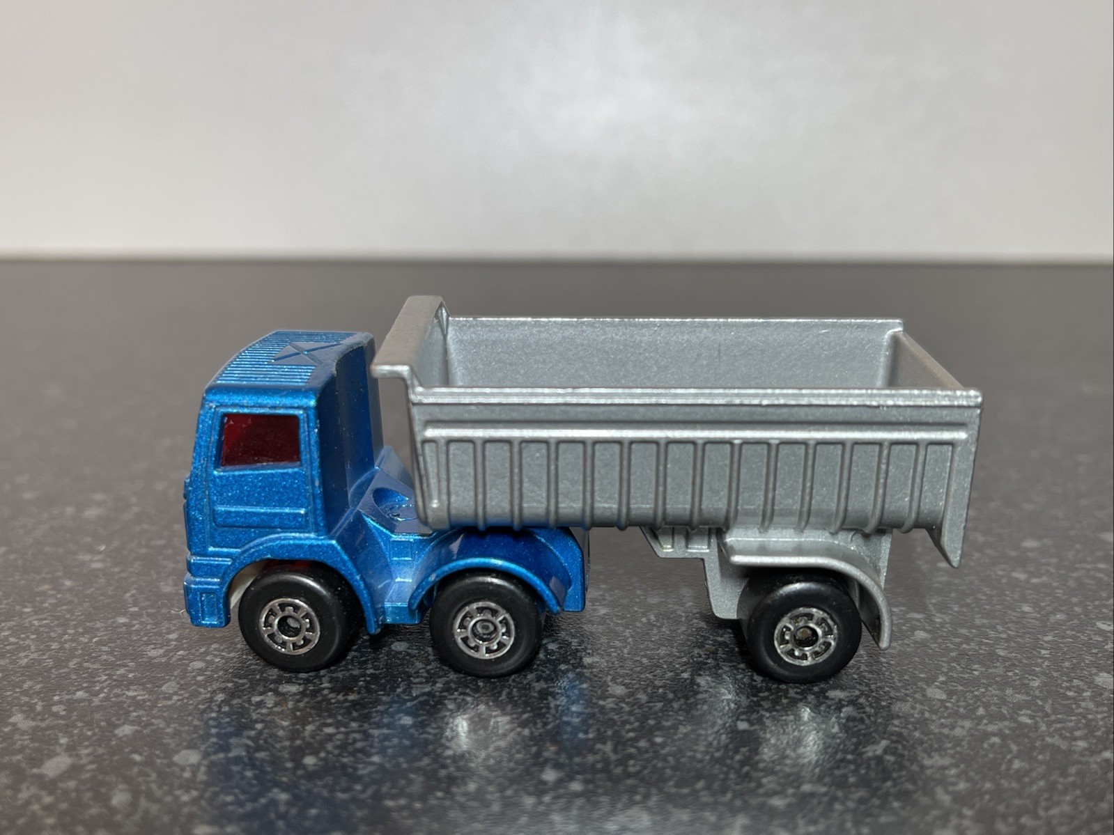 Matchbox Lesney No.30 Leyland Articulated  Truck Nr Mint Condition UB