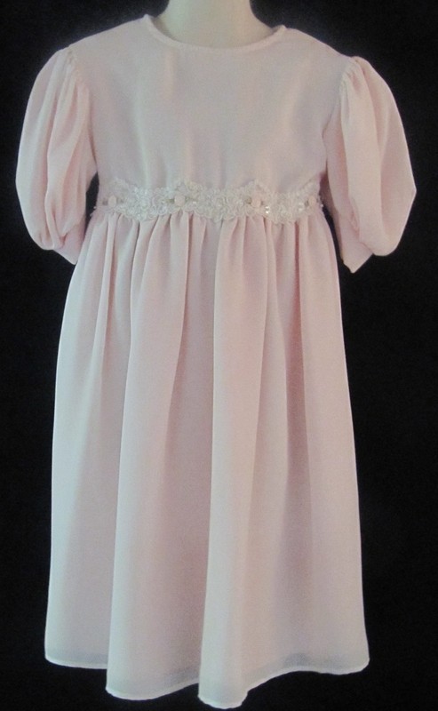 Honey Bee Short Sleeve Light Pink Dress with Lace Size 5
