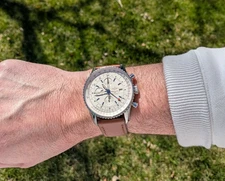 Breitling Navitimer World GMT A24322 46mm Chronograph Silver Dial Original Owner