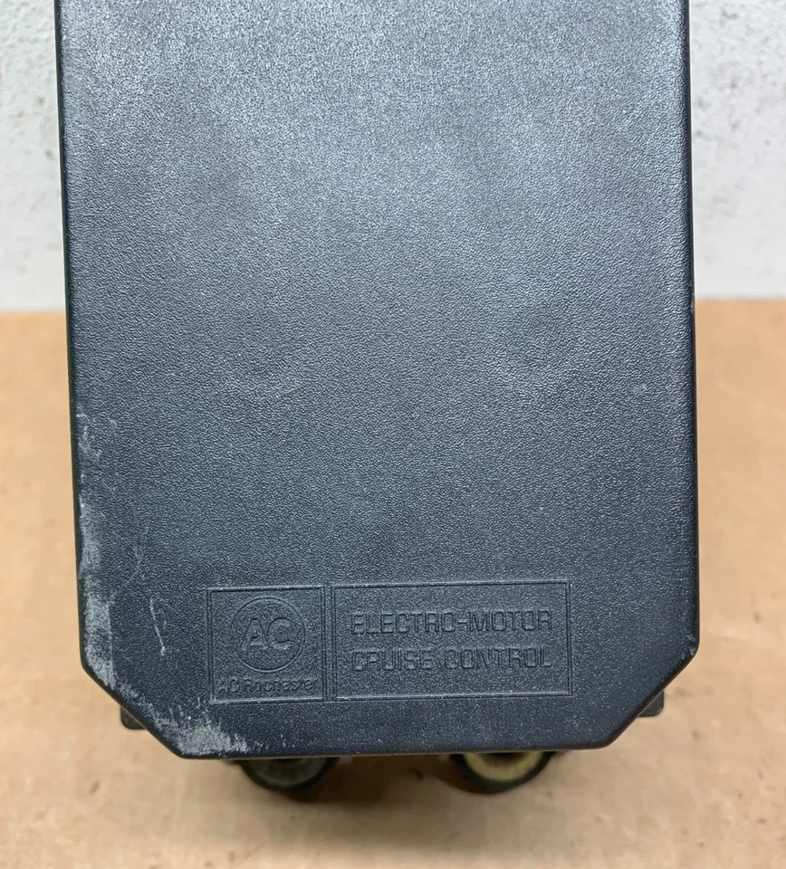 1988-1998 Chevy GMC CK1500 Silverado Truck Cruise Control Module 25169208J - Image 2 of 4