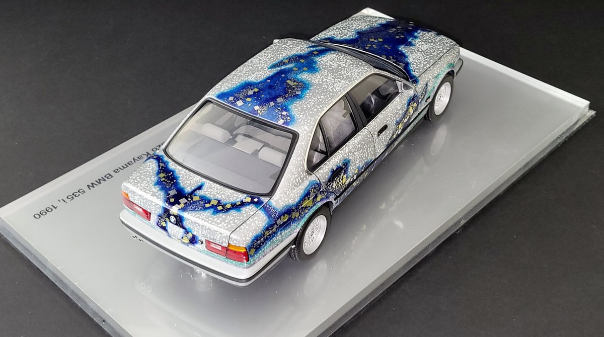 加山又造作　アート模型　BMW ５シリーズ BMW、日本画家の加山又造氏が「535i」にデザインした「BMWアート