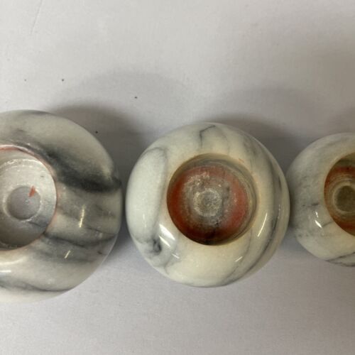 Juego de 3 candelabros votivos vintage redondos gris mármol blanco piedra luz té - Imagen 8 de 10
