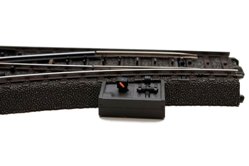 DECODERWERK 30205 Weichendecoder DCC + MM für eine Märklin / Trix C-Gleis-Weiche - Bild 3 von 4