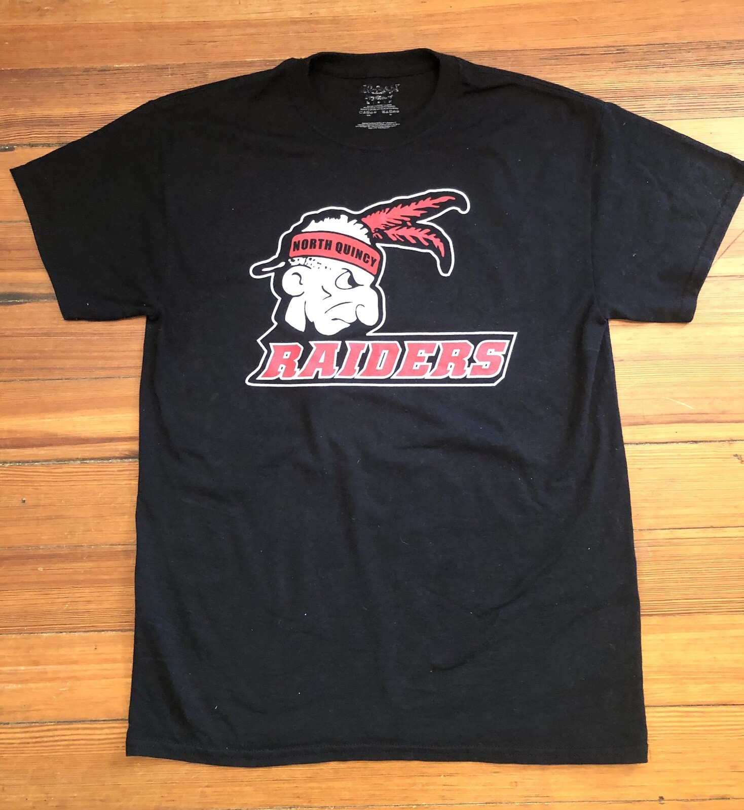 North Quincy Raider Pride Yakoo Medium T-Shirt Old Mascot High School T Shirt