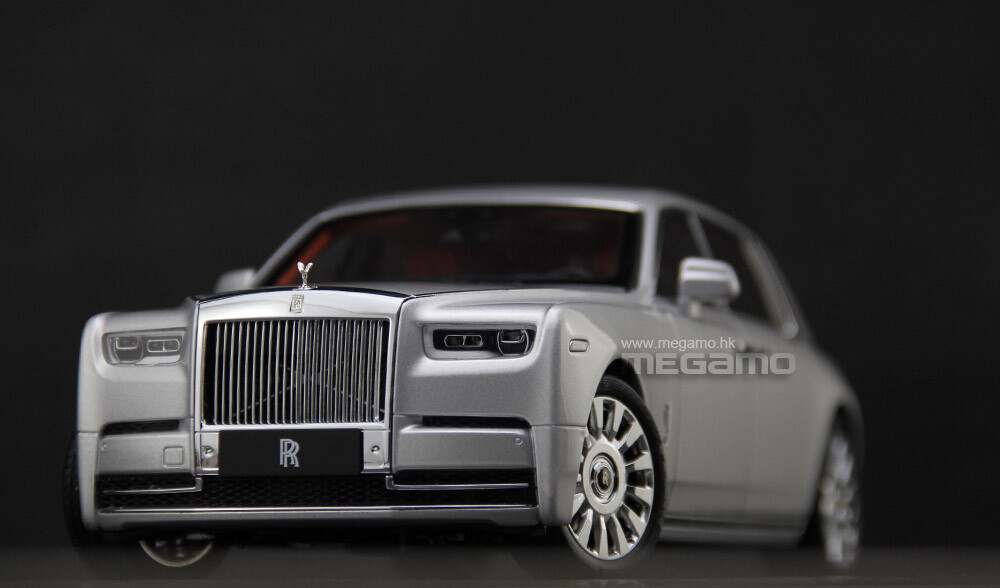 1/18 ROLLS ROYCE PHANTOM Ⅷ 1/18 Rolls Royce Phantom VIII 8th 2018-2023 White Blue