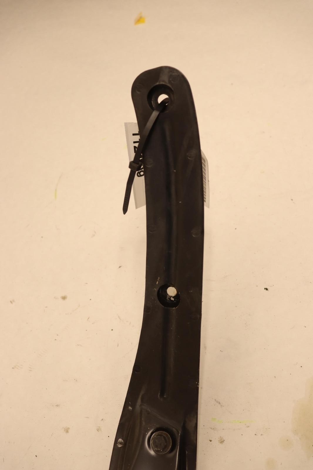 2003-2011 BENTLEY CONTINENTAL GT LEFT SIDE RADIATOR GRILLE SUPPORT BRACKET OEM