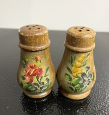 Vintage Wooden Salt & Pepper Shaker Set Green Blue Floral Decal — listing 4
