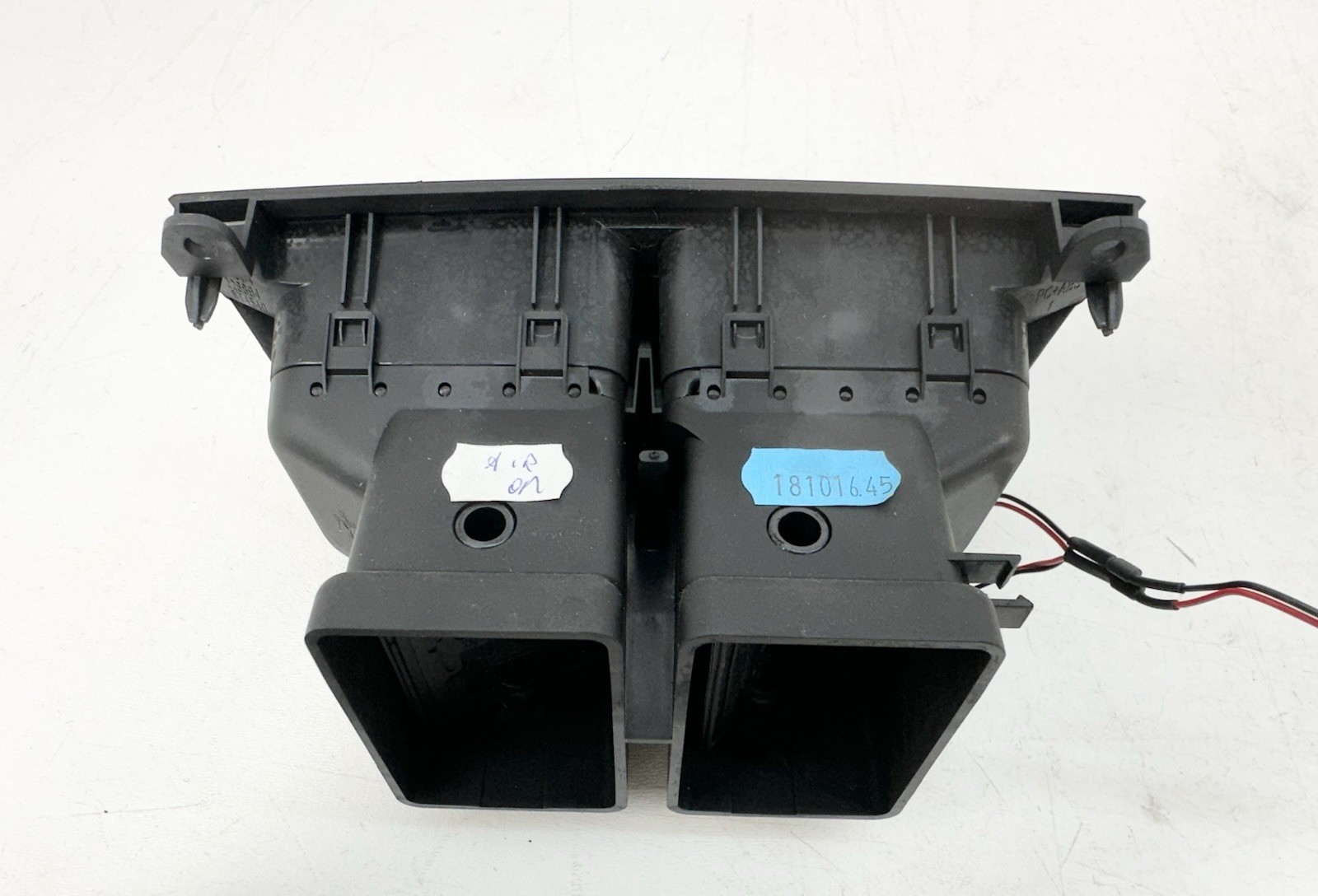 14-20 Maserati Ghibli Rear Center Console Heater A/C Air Vent Grill With Trim