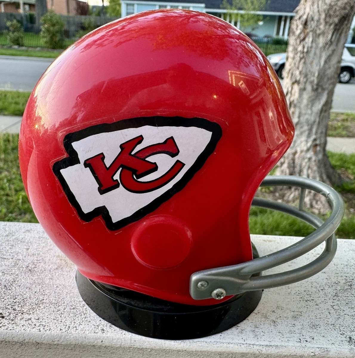 cheifs football helmet piggy bank Vtg 1976 Pro Sports Marketing KANSAS CITY Chiefs NFL Mini Football Helmet  BANK