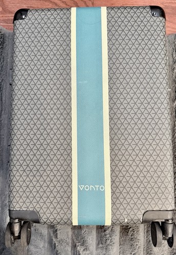 Vonto Hardside Carry On (Limited Edition)
