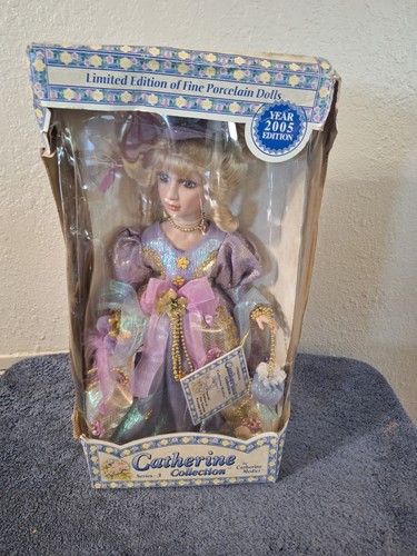 Catherine Collection Series 3 Catherine Medici limited edition ...