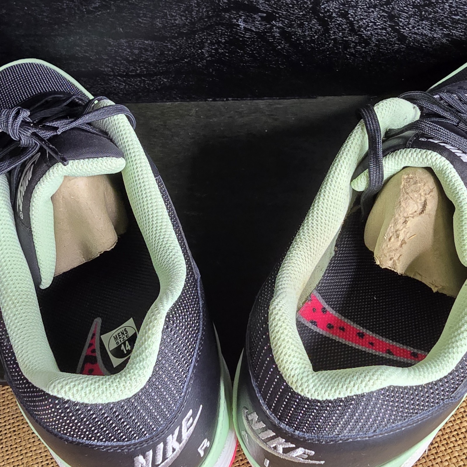 DS 2013 Nike Air Max 1 FB Yeezy Fresh Mint Flash Pink Size 14 579920-066 Rare image 5